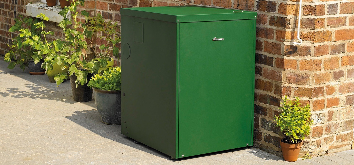 8-Oil-Boiler-Services-Glasgow-Worcester-Greenstar-External